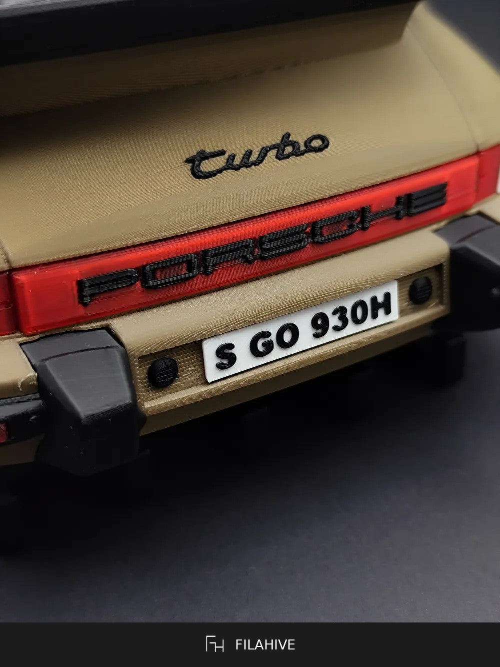 911 Turbo 930 key holder detail