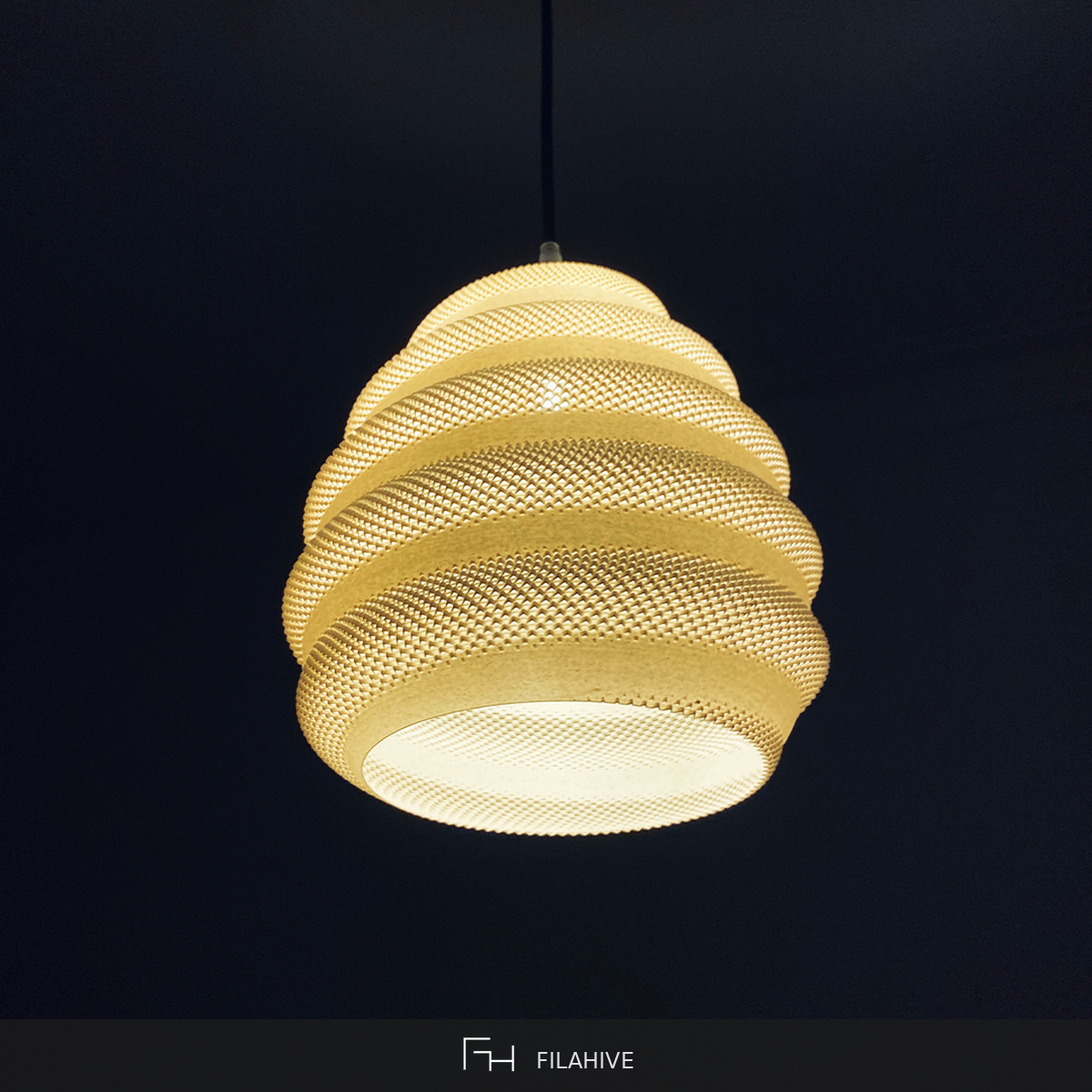 Toro Pendant Lamp — Spiral
