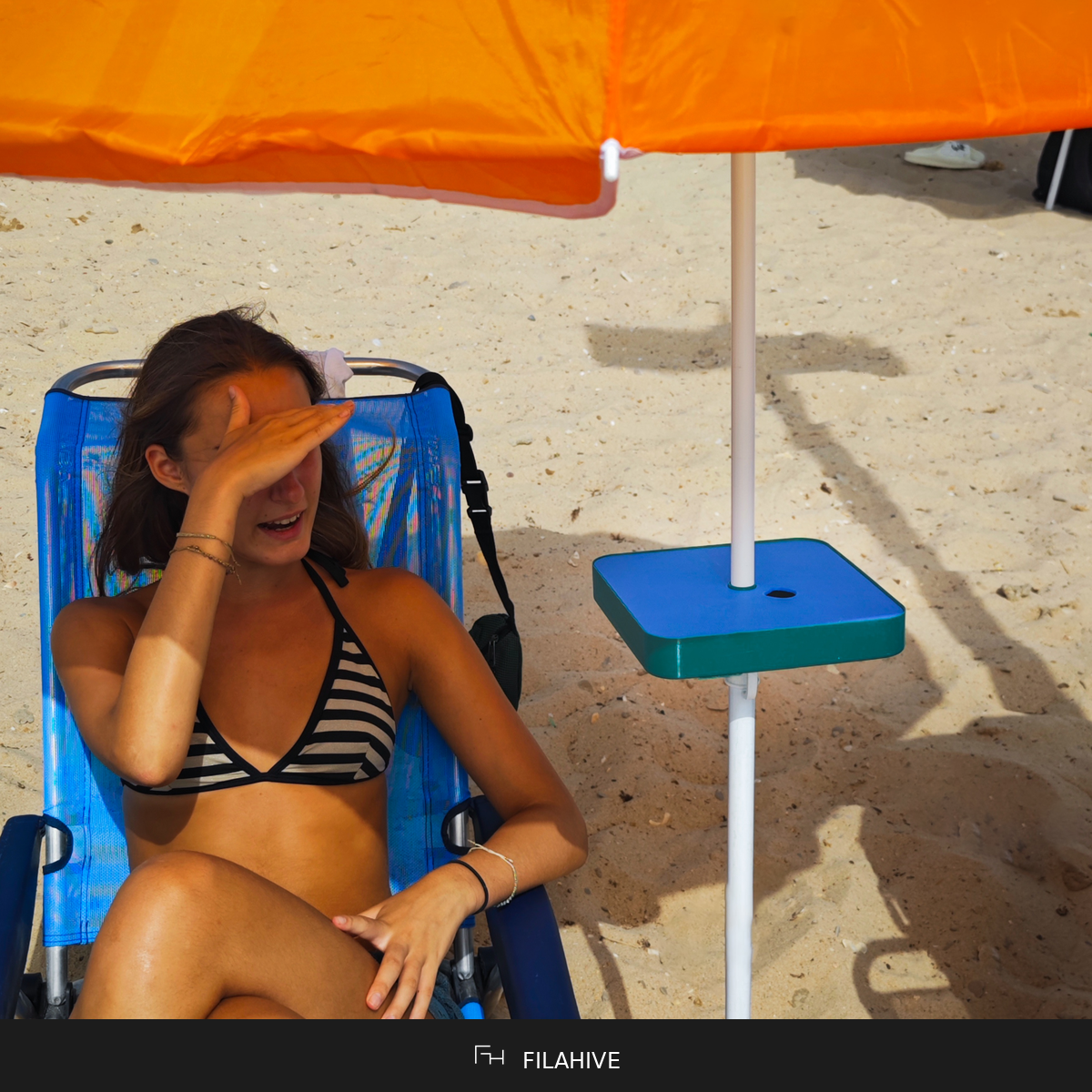 Umbra Beach Clip Tray